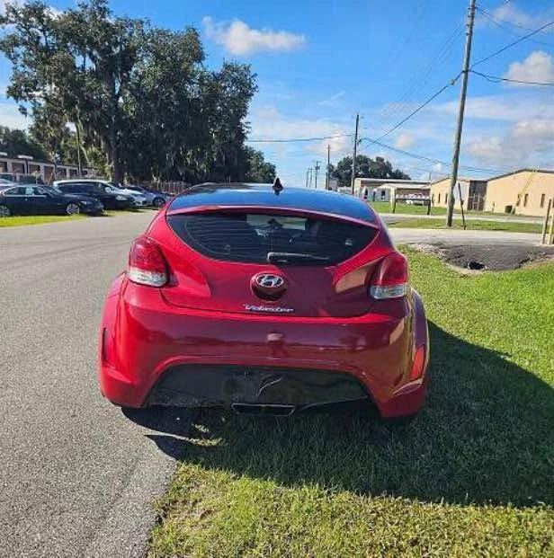 2013 Hyundai Veloster - Image 2 of 7