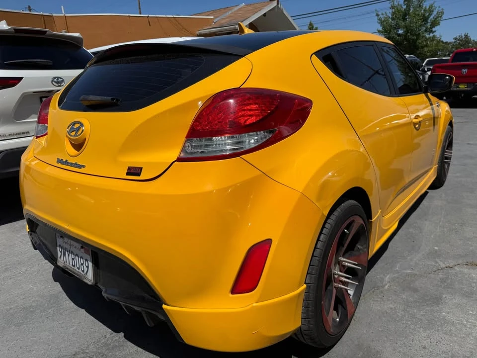2013 Hyundai Veloster - Image 3 of 4