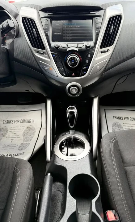 2013 Hyundai Veloster - Image 16 of 20