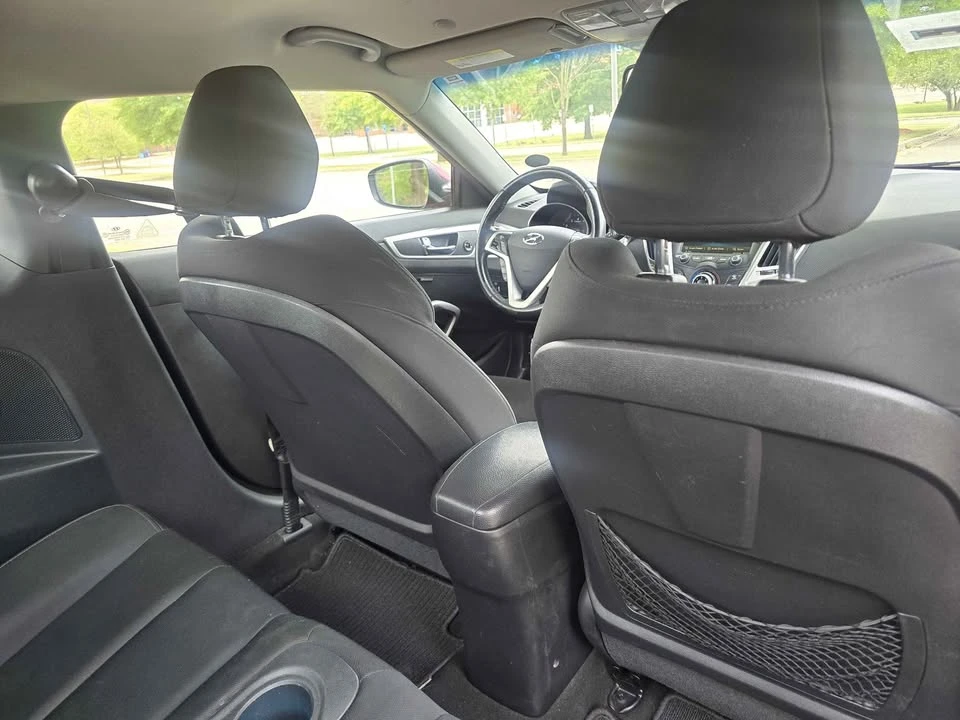 2013 Hyundai Veloster - Image 13 of 16