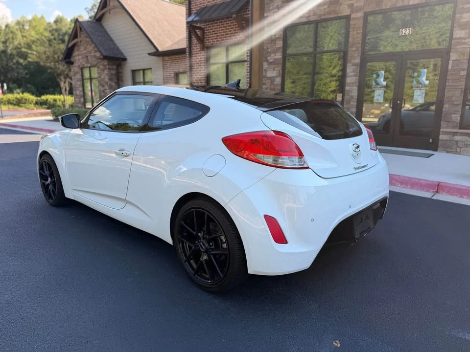 2013 Hyundai Veloster - Image 4 of 15