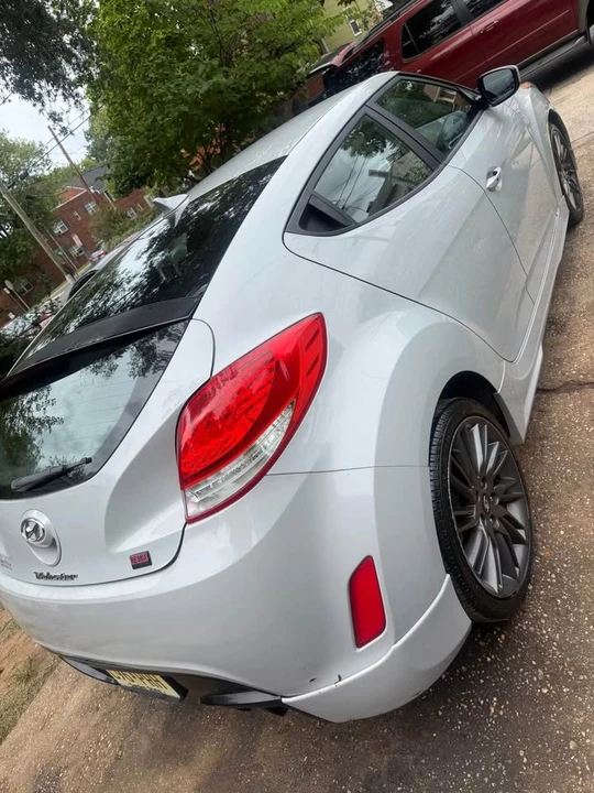 2013 Hyundai Veloster - Image 6 of 9