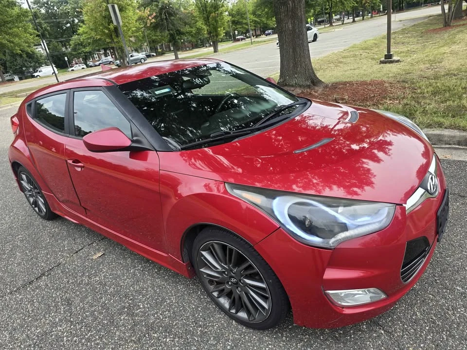 2013 Hyundai Veloster - Image 5 of 16
