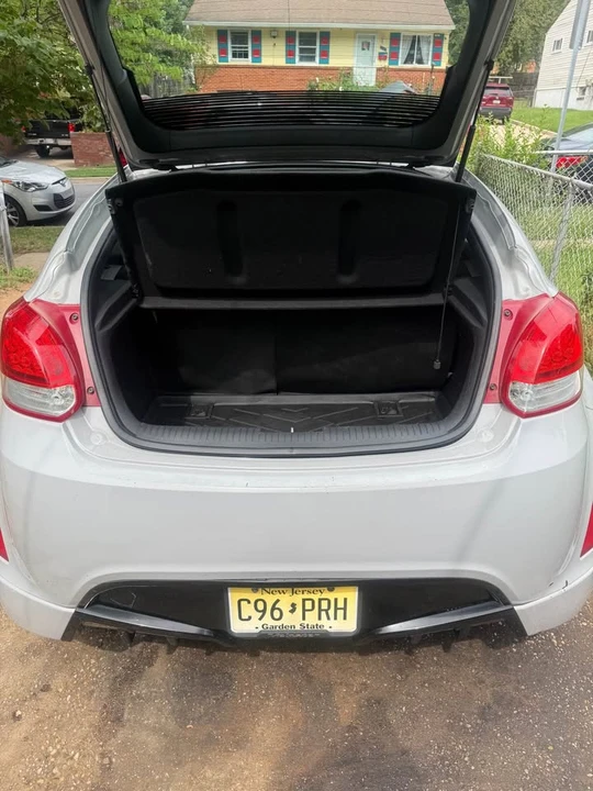 2013 Hyundai Veloster - Image 9 of 9