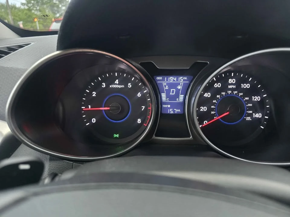2013 Hyundai Veloster - Image 15 of 16