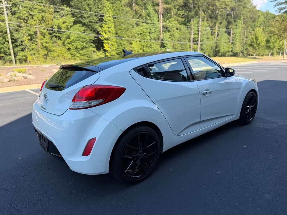 2013 Hyundai Veloster - Image 5 of 15