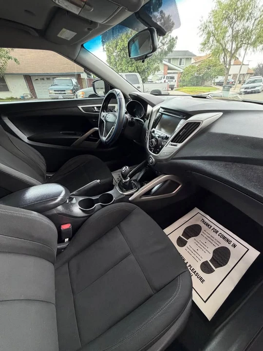 2013 Hyundai Veloster - Image 7 of 9