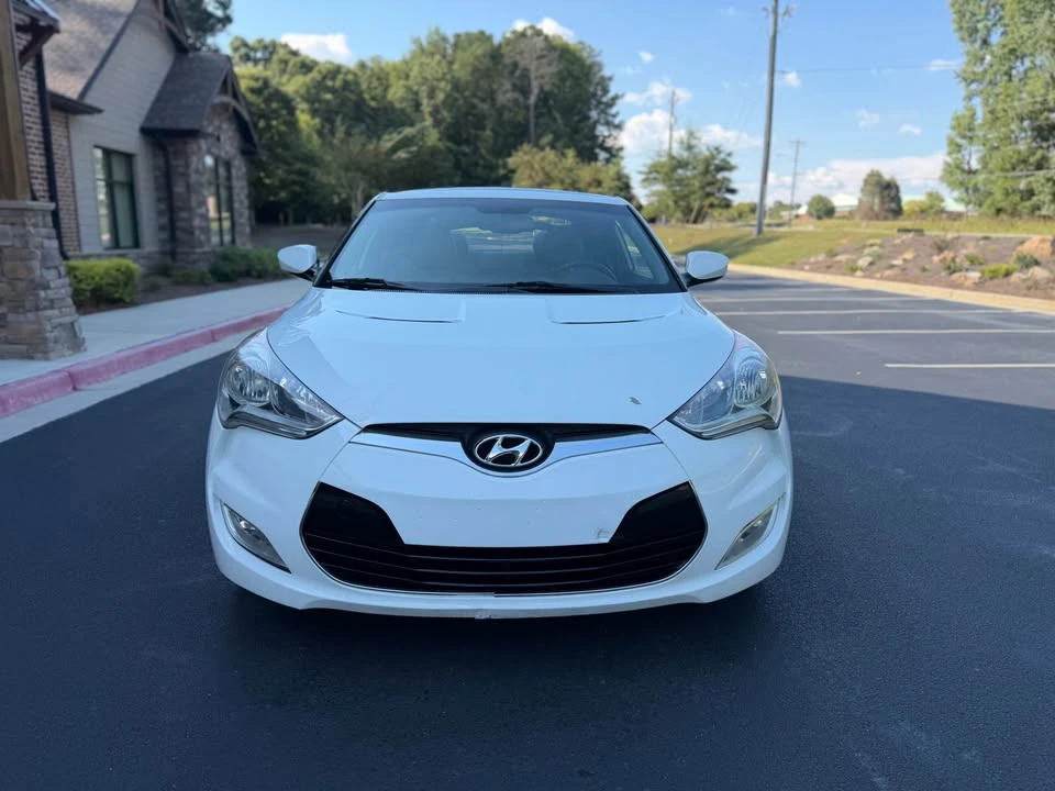 2013 Hyundai Veloster - Image 2 of 16