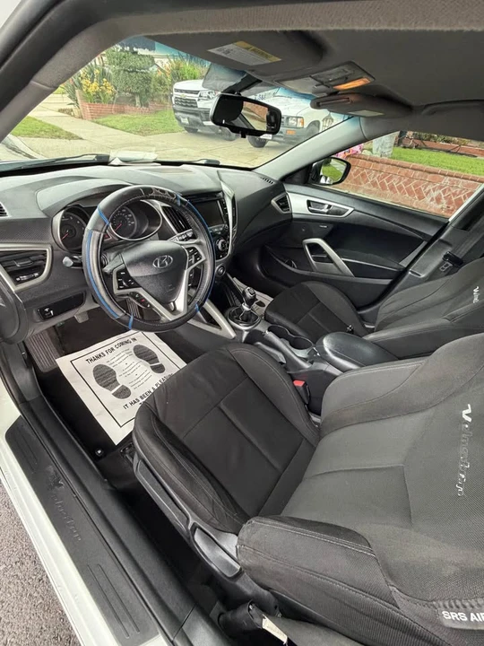 2013 Hyundai Veloster - Image 6 of 9