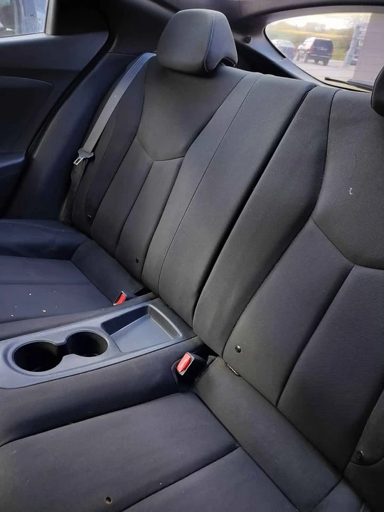 2013 Hyundai Veloster - Image 8 of 10