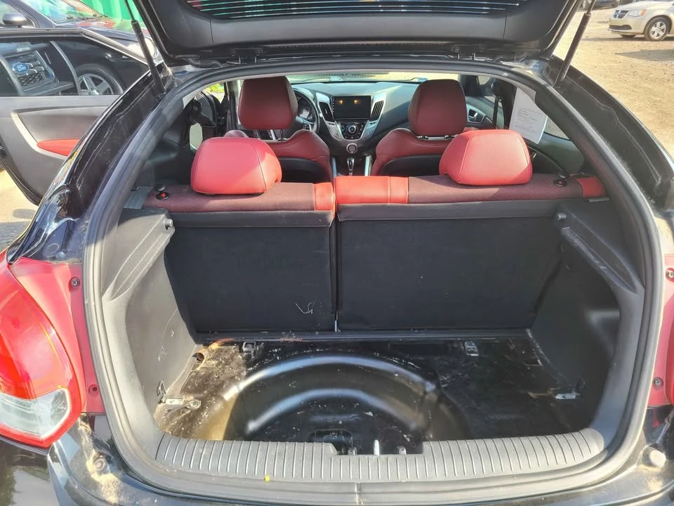 2013 Hyundai Veloster - Image 6 of 16