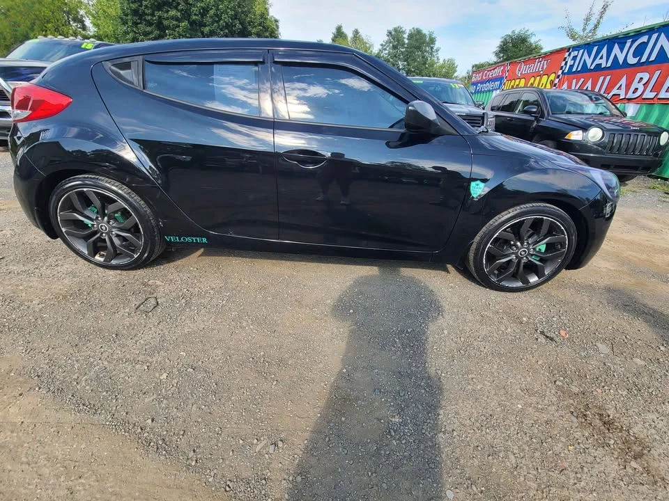 2013 Hyundai Veloster - Image 3 of 16