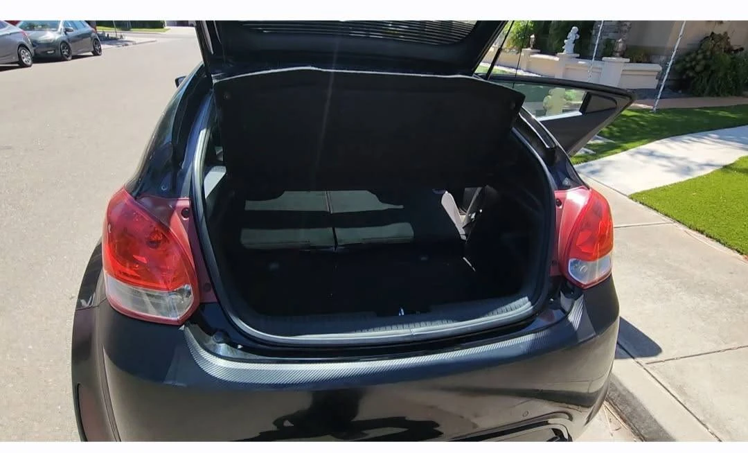 2013 Hyundai Veloster - Image 8 of 12