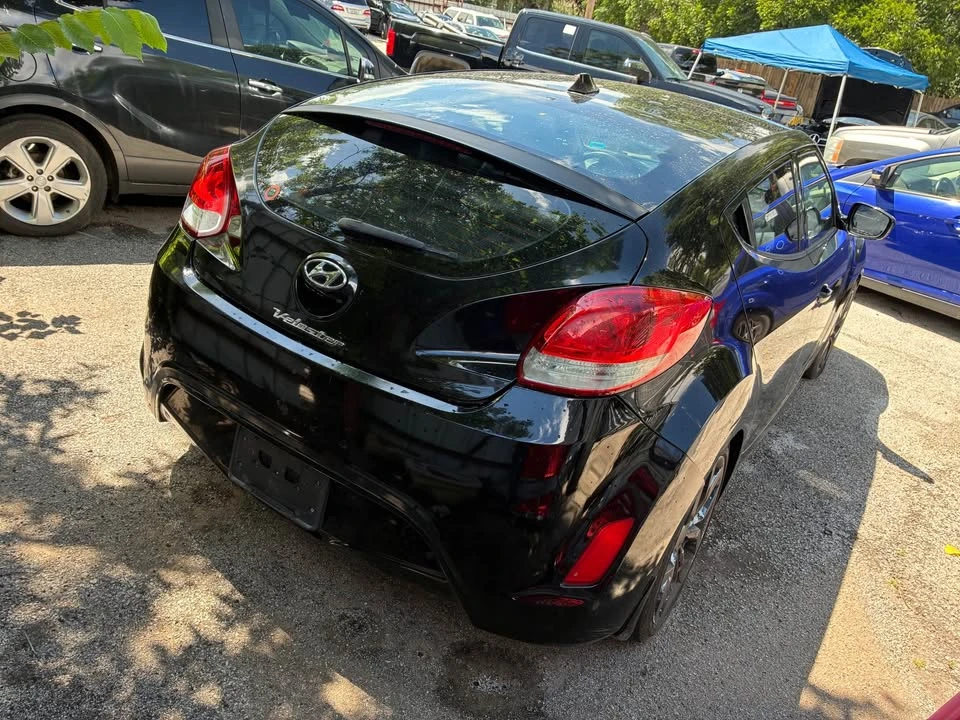 2013 Hyundai Veloster - Image 9 of 11