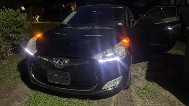 2013 Hyundai Veloster Spot