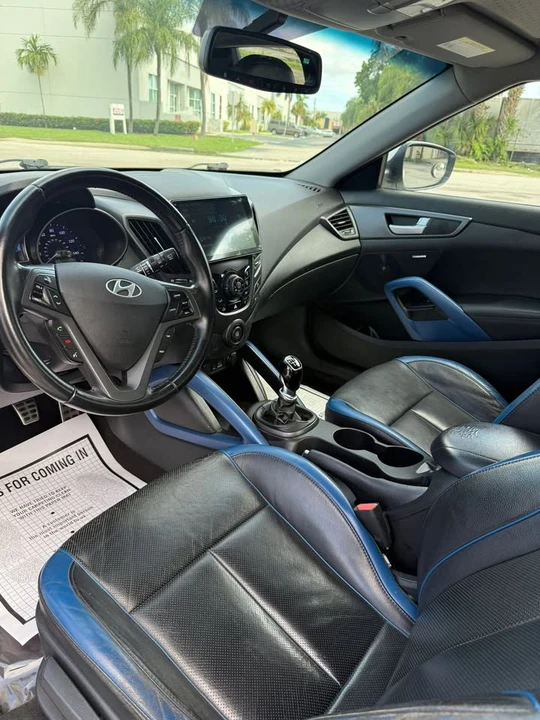 2013 Hyundai Veloster - Image 9 of 11