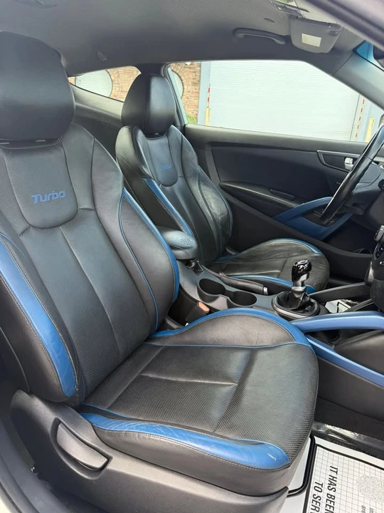 2013 Hyundai Veloster - Image 10 of 11