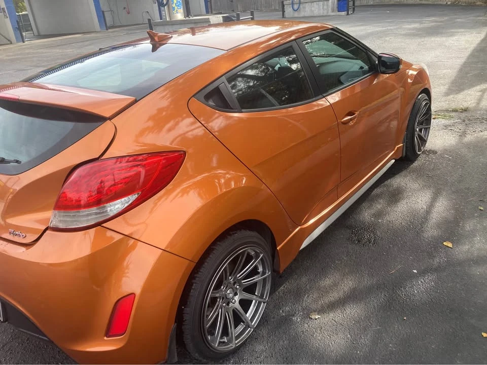 2013 Hyundai Veloster - Image 3 of 4