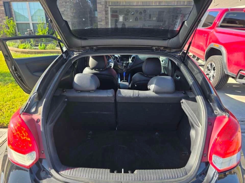 2013 Hyundai Veloster - Image 9 of 9