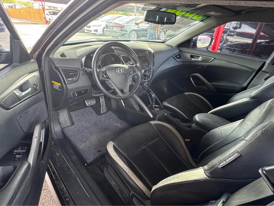 2013 Hyundai Veloster - Image 8 of 9