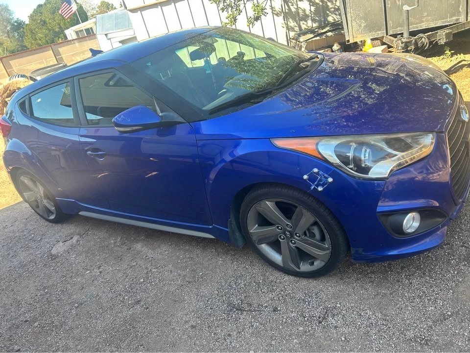 2013 Hyundai Veloster - Image 2 of 5
