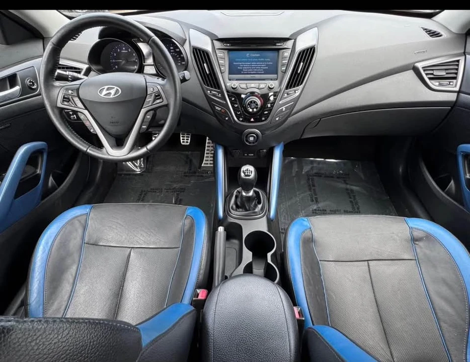 2013 Hyundai Veloster - Image 10 of 12