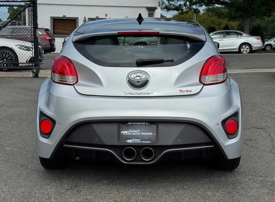 2013 Hyundai Veloster - Image 7 of 12