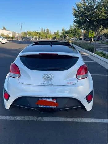 2013 Hyundai Veloster - Image 5 of 15