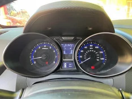 2013 Hyundai Veloster - Image 13 of 15