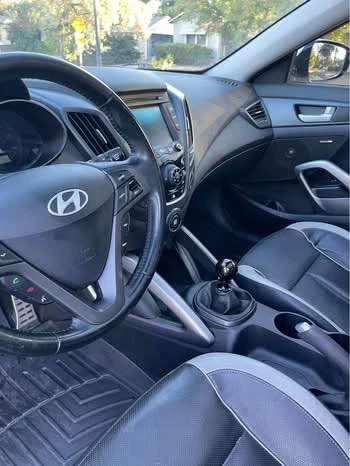 2013 Hyundai Veloster - Image 8 of 15