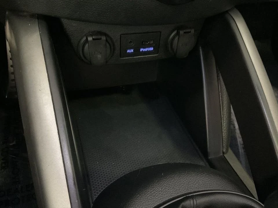 2013 Hyundai Veloster - Image 12 of 20
