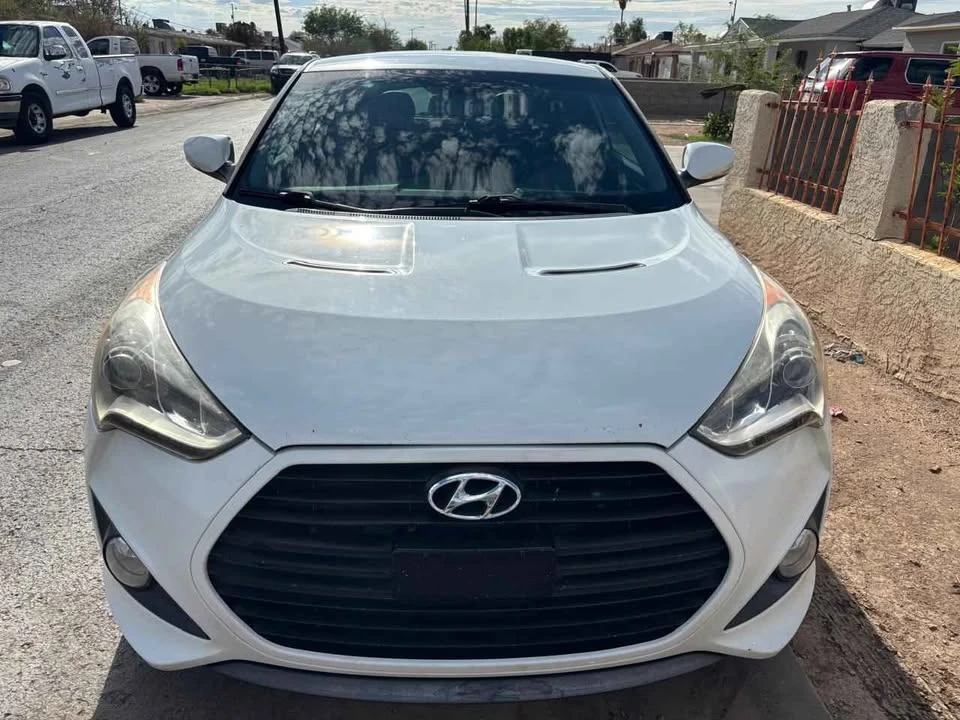 2013 Hyundai Veloster - Image 4 of 10