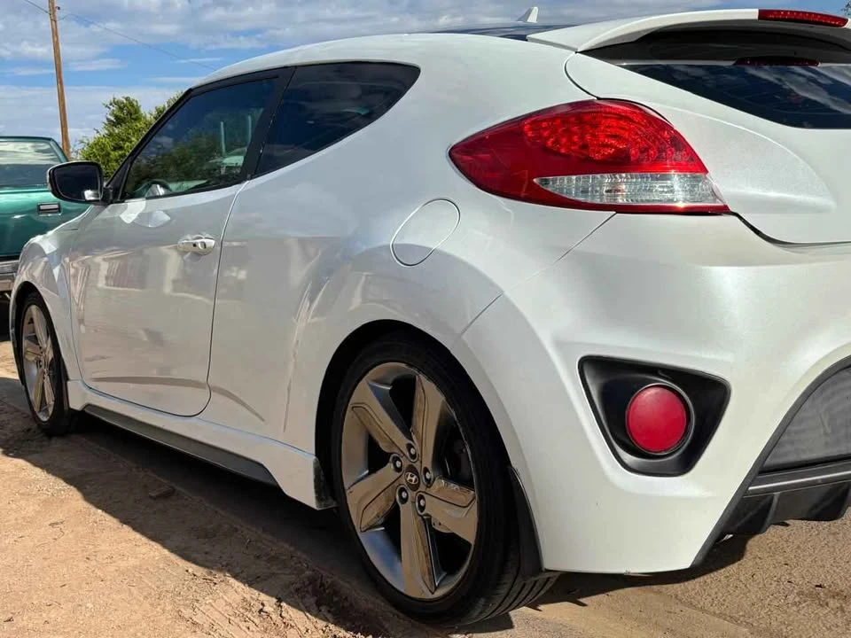 2013 Hyundai Veloster - Image 6 of 10
