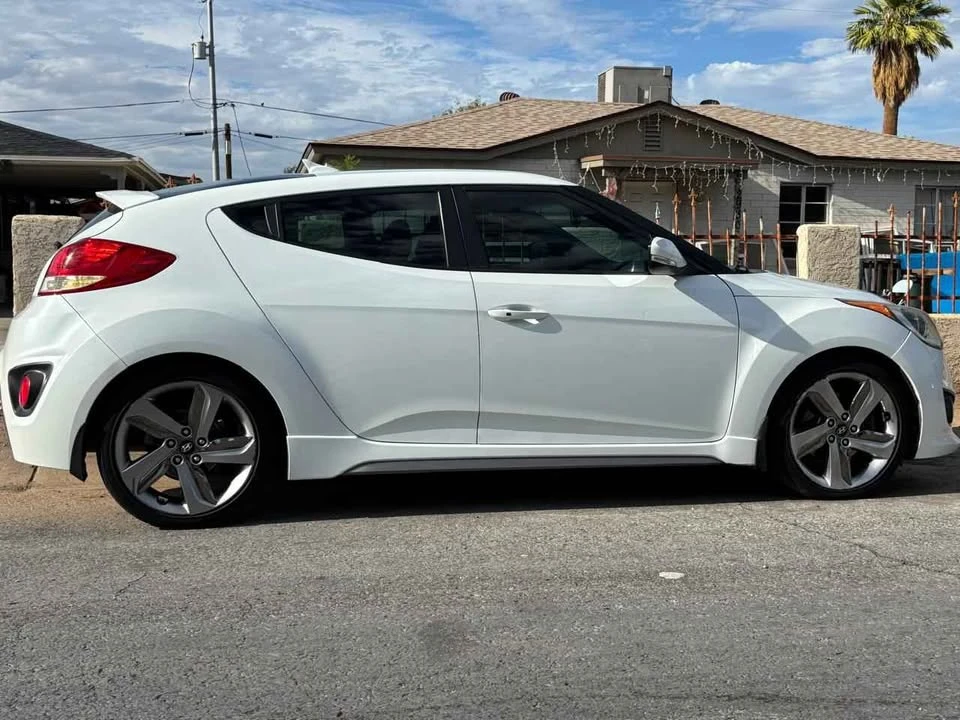 2013 Hyundai Veloster - Image 7 of 10