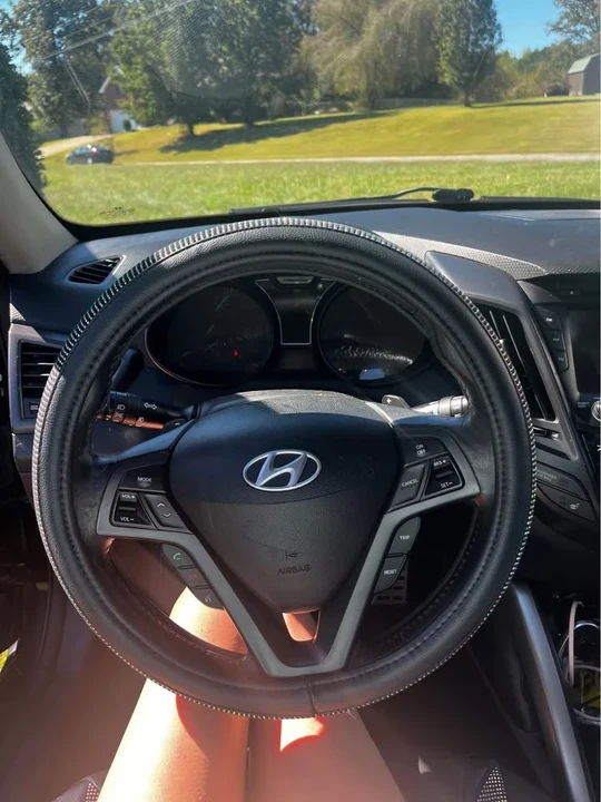 2013 Hyundai Veloster - Image 9 of 11