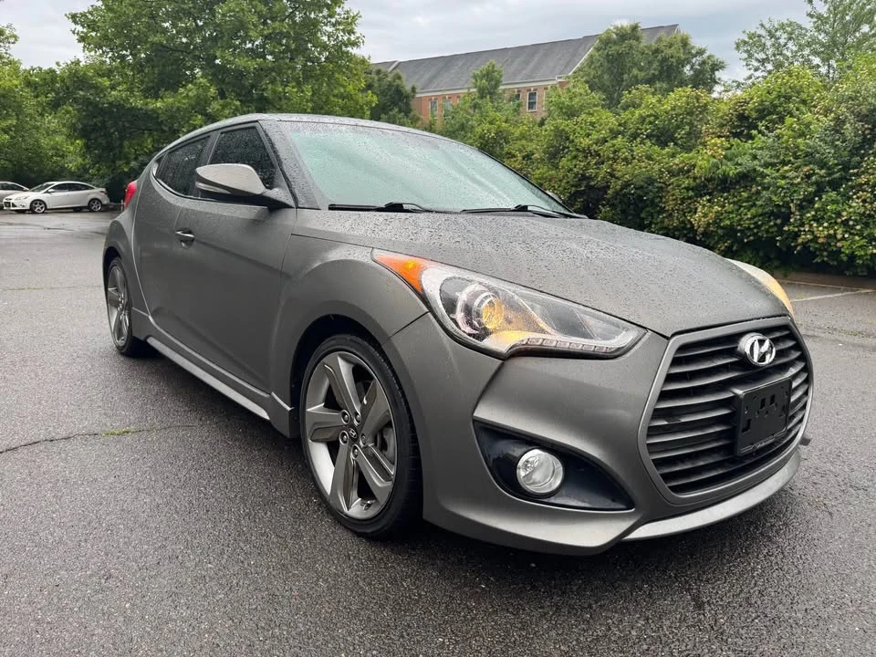 2013 Hyundai Veloster - Image 2 of 16