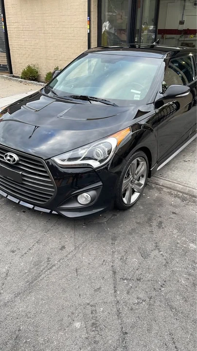 2013 Hyundai Veloster - Image 14 of 17