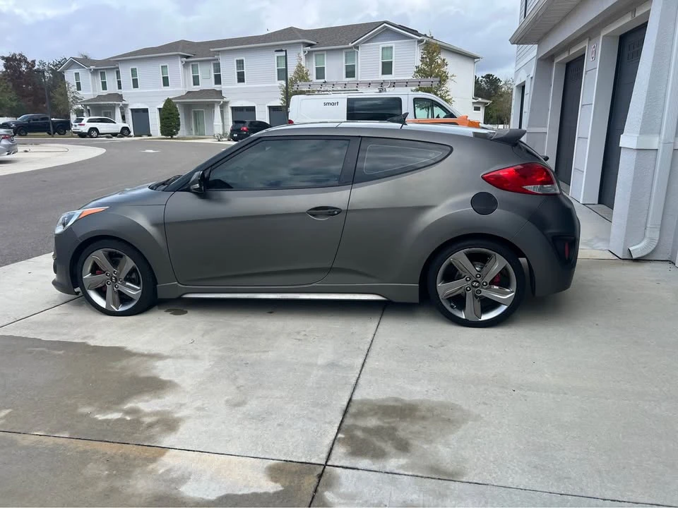 2013 Hyundai Veloster - Image 2 of 8