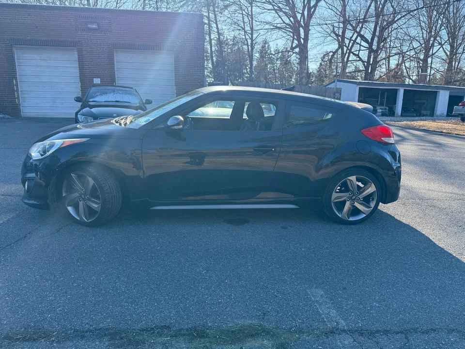 2013 Hyundai Veloster - Image 4 of 15