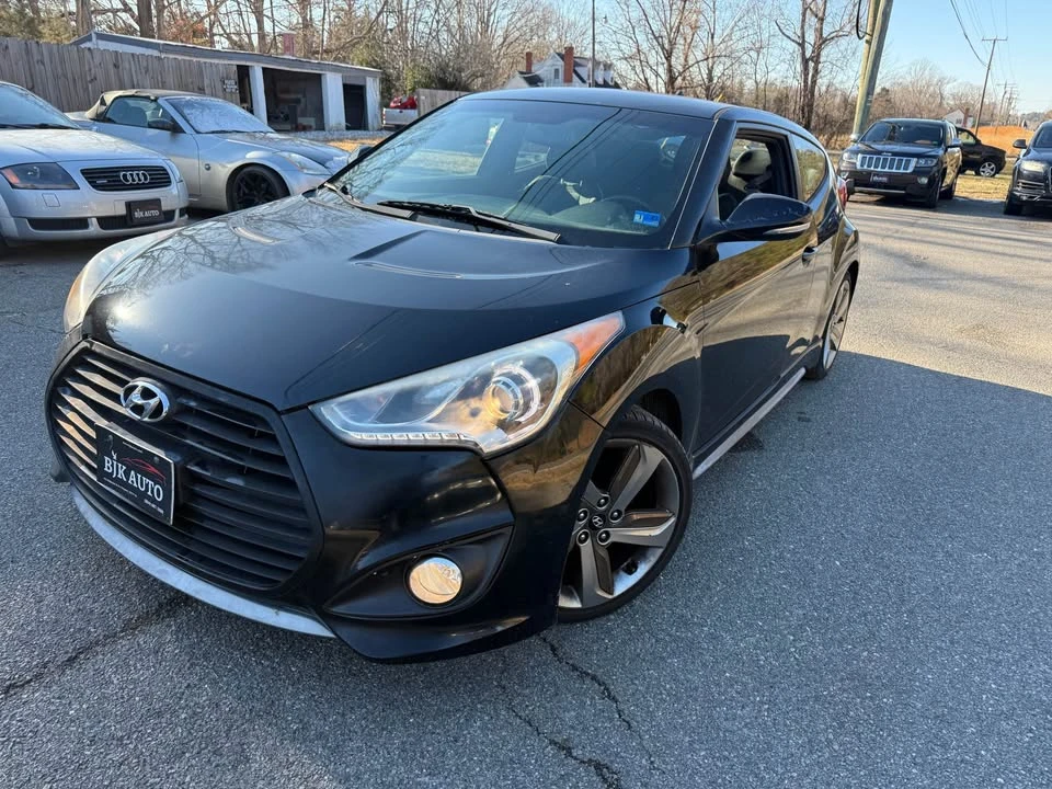 2013 Hyundai Veloster - Image 2 of 15