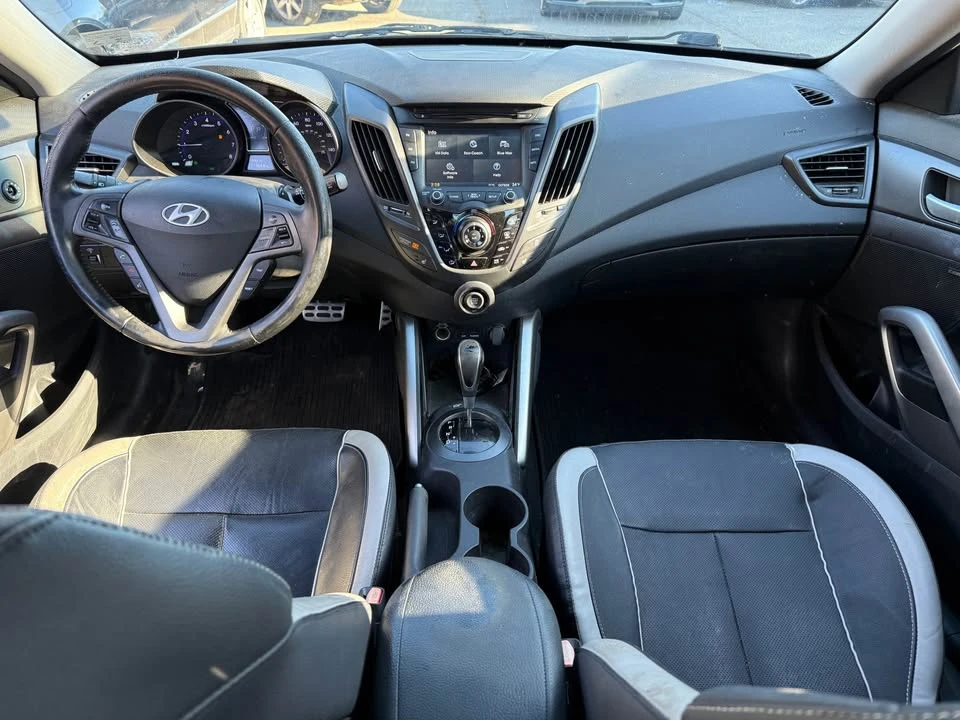 2013 Hyundai Veloster - Image 13 of 15