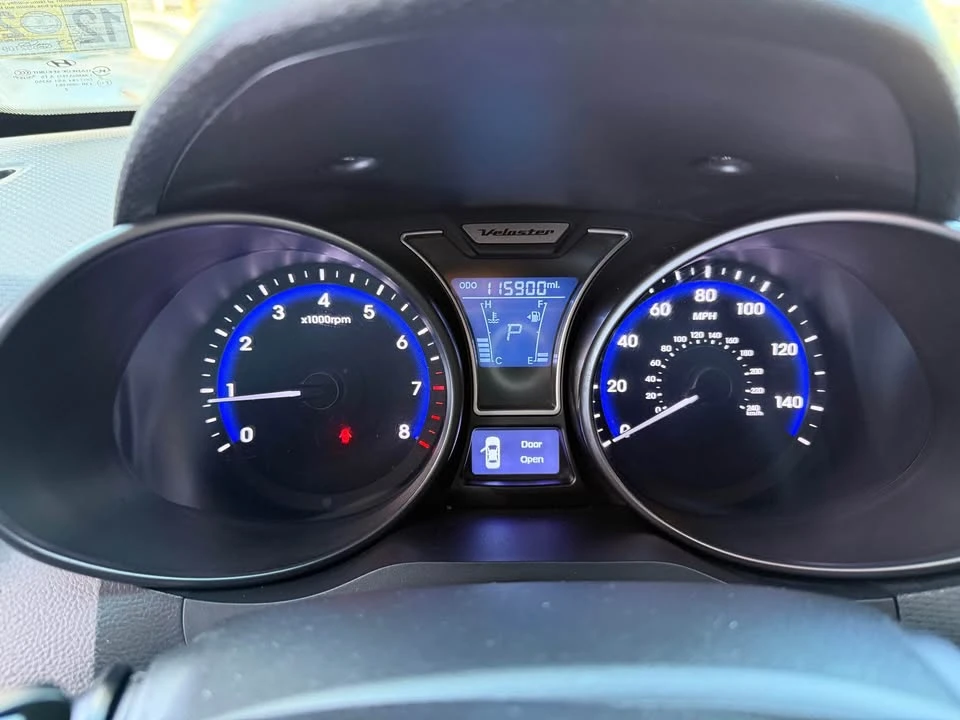 2013 Hyundai Veloster - Image 11 of 12