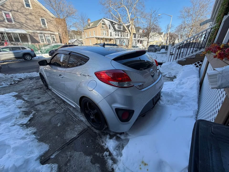 2013 Hyundai Veloster - Image 4 of 12