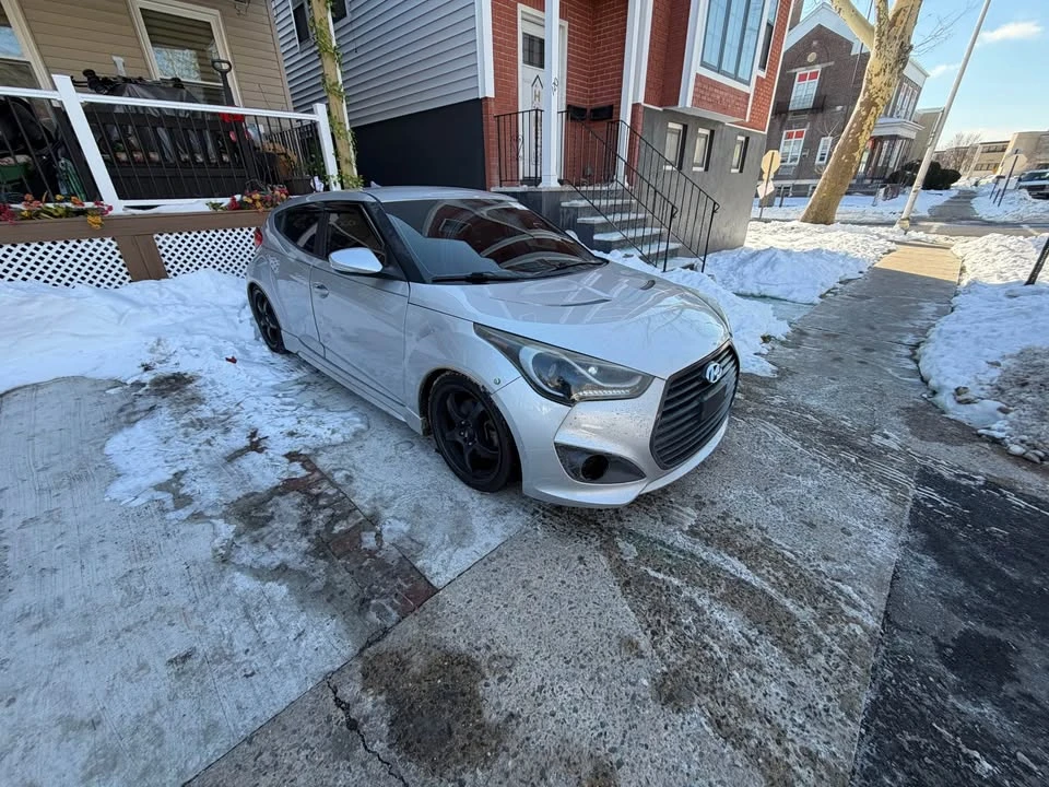 2013 Hyundai Veloster - Image 3 of 12