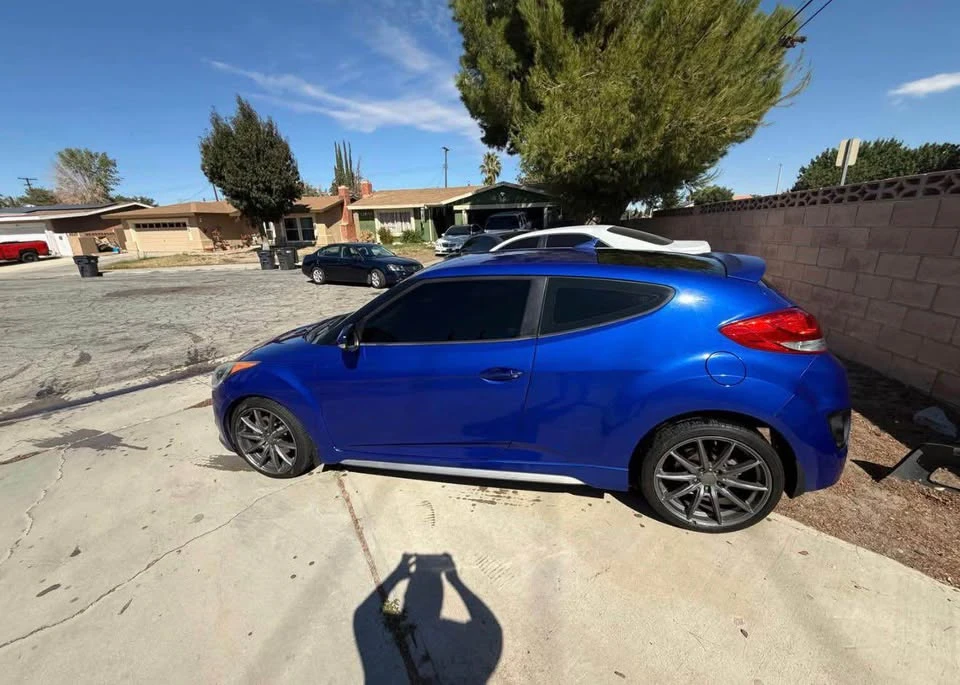 2013 Hyundai Veloster - Image 4 of 4