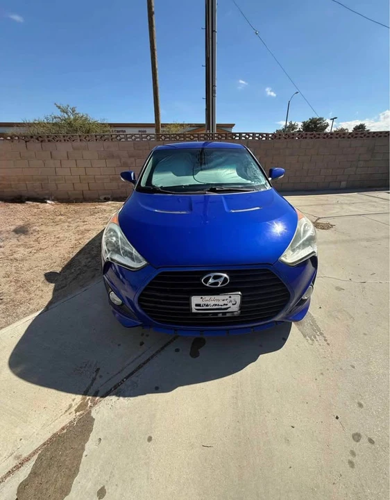 2013 Hyundai Veloster - Image 2 of 4
