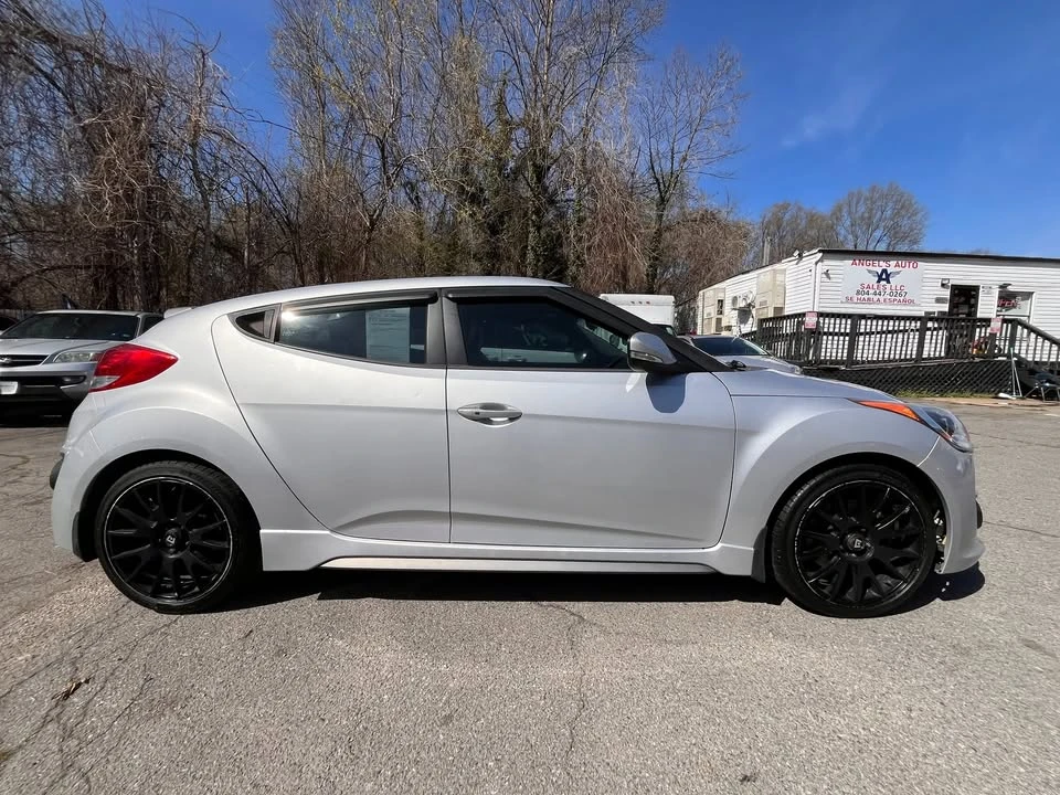 2013 Hyundai Veloster - Image 8 of 10