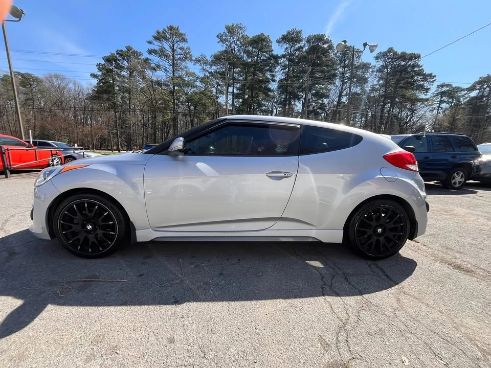 2013 Hyundai Veloster - Image 9 of 10