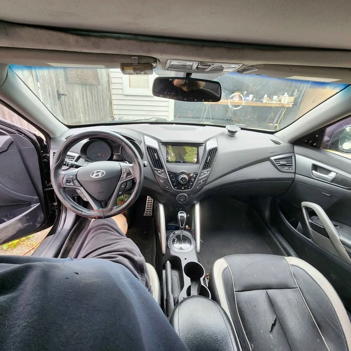 2013 Hyundai Veloster - Image 10 of 10