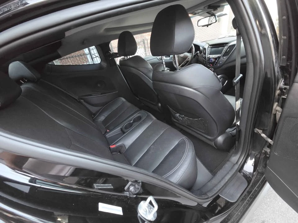 2013 Hyundai Veloster - Image 5 of 11